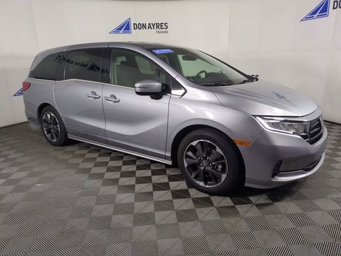 Certified 2024 Honda Odyssey Elite image 7