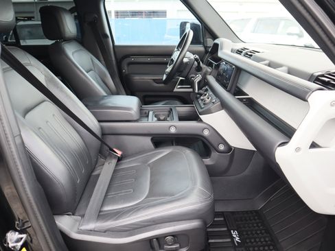 Used 2020 Land Rover Defender 110 HSE image 17