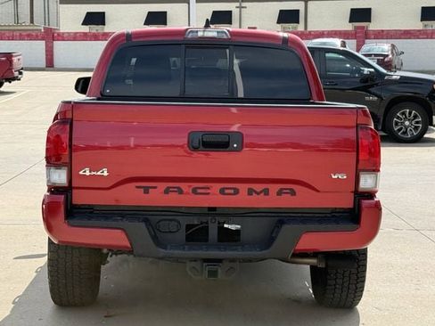 Used 2023 Toyota Tacoma SR AWD/4WD image 5