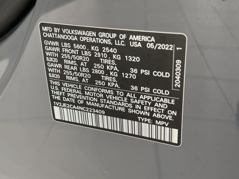 Certified 2022 Volkswagen Atlas Cross Sport SE image 21