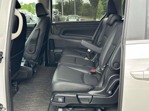 Certified 2025 Honda Odyssey EX-L image 12