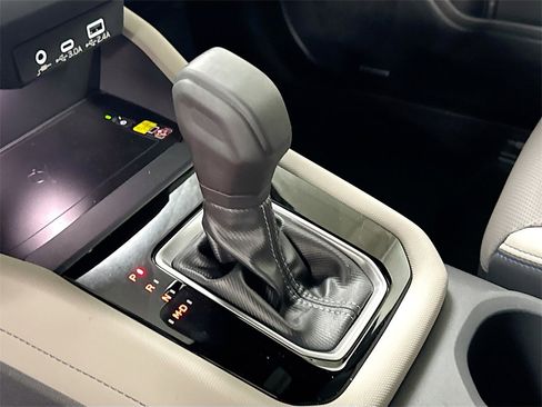 New 2025 Subaru Forester Limited image 15