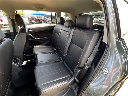 Used 2024 Volkswagen Tiguan Wolfsburg Edition FWD image 20