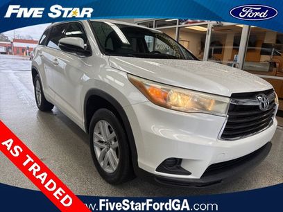 Used 2016 Toyota Highlander LE