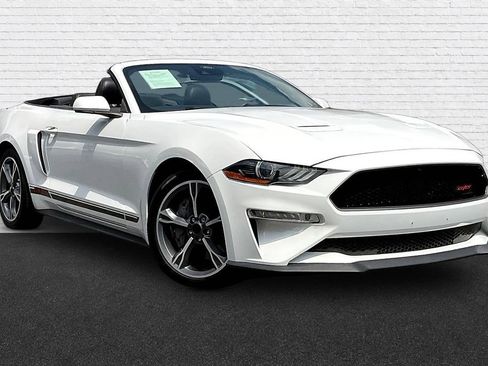 Used 2022 Ford Mustang GT Premium w/ California Special Package RWD image 3