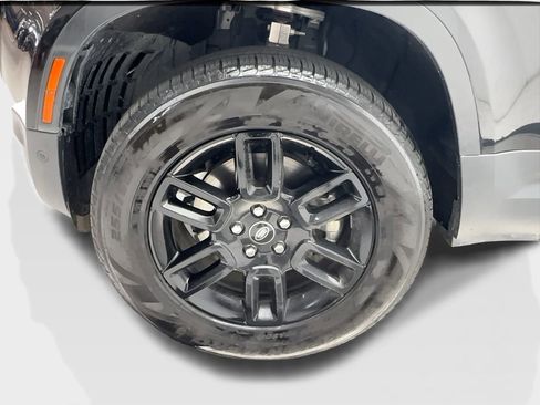Used 2025 Land Rover Defender 110 S AWD/4WD image 12