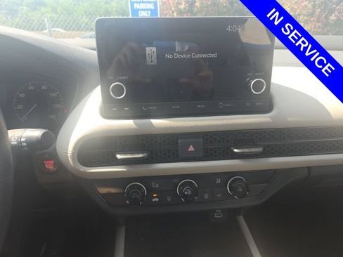 Used 2024 Honda HR-V LX image 10