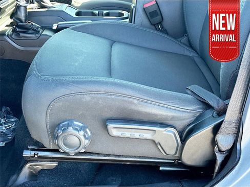 Used 2018 Jeep Wrangler Unlimited Sport S image 20