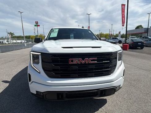 Used 2023 GMC Sierra 1500 Elevation AWD/4WD image 10