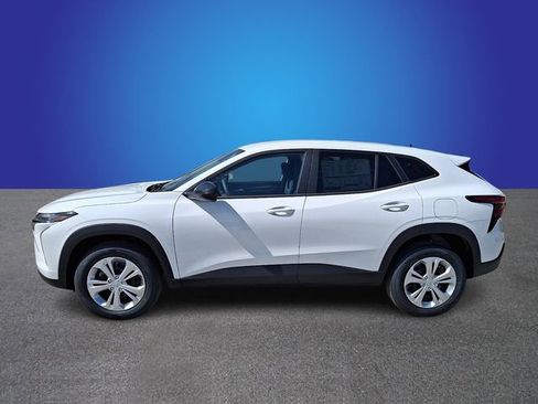 New 2026 Chevrolet Trax LS w/ Driver Confidence Package FWD image 4