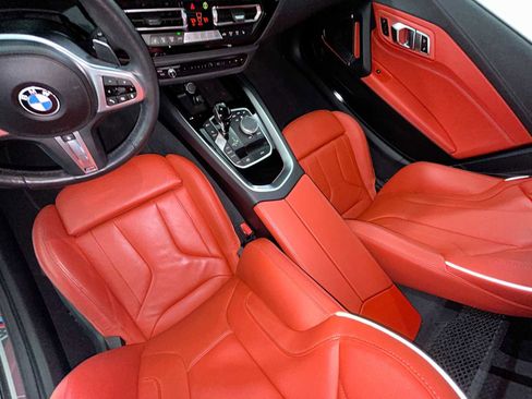 Used 2024 BMW Z4 sDrive30i w/ Premium Package image 22
