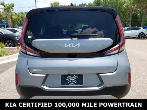 Certified 2025 Kia Soul LX w/ LX Technology Package FWD image 6