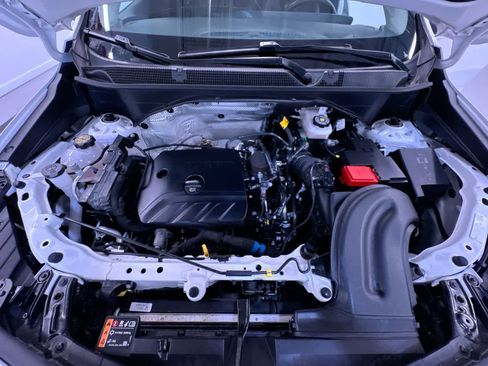 Used 2025 Buick Encore GX Preferred FWD image 11