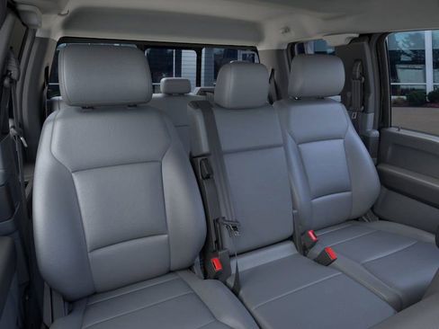 New 2026 Ford F550 4x4 Supercab Super Duty image 19