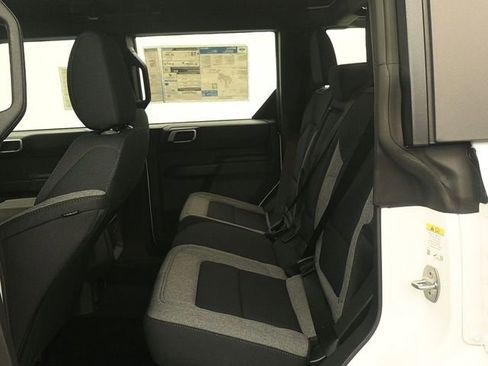 New 2026 Ford Bronco 4-Door AWD/4WD image 10