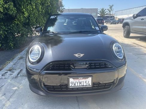 Used 2026 MINI Cooper 4-Door Hardtop FWD image 10