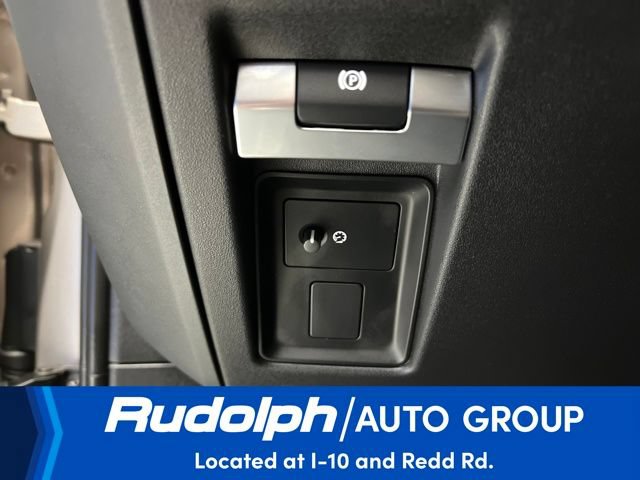 Used 2023 Land Rover Defender 110 X AWD/4WD image 16