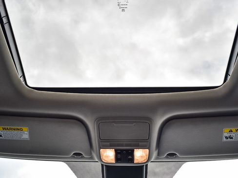 Used 2025 Honda Odyssey EX-L image 17