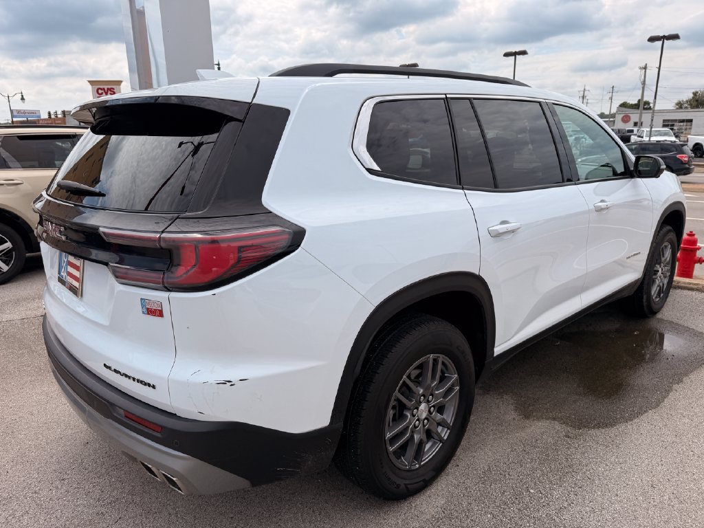 Used 2025 GMC Acadia Elevation FWD image 6