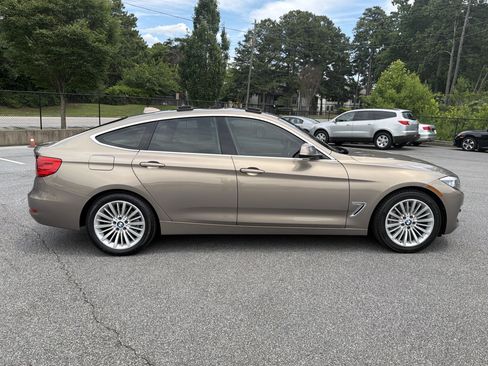 Used 2015 BMW 328i Gran Turismo xDrive AWD/4WD image 9