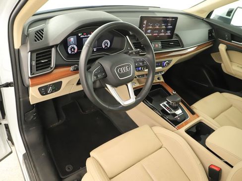 Certified 2023 Audi Q5 2.0T Premium Plus w/ Premium Plus Package AWD/4WD image 15