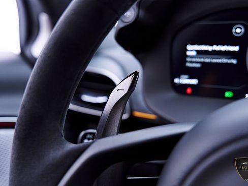 Used 2025 McLaren Artura RWD image 62