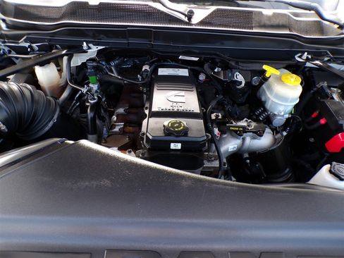 Used 2020 RAM 3500 Laramie image 3