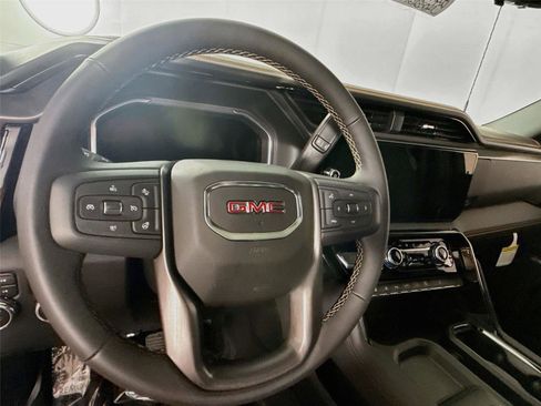 New 2026 GMC Sierra 2500 AT4 w/ AT4 Premium Plus Package AWD/4WD image 5