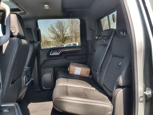 New 2026 GMC Sierra 3500 Denali w/ Denali Reserve Package AWD/4WD image 26