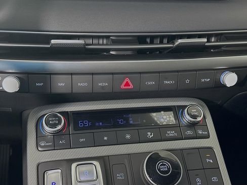 Used 2025 Hyundai Palisade XRT FWD image 16