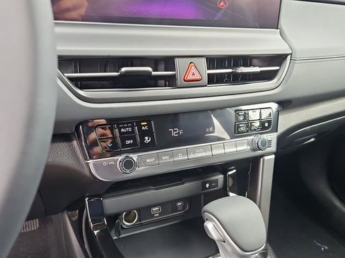 New 2026 Kia Seltos EX image 21