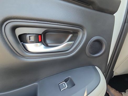 New 2027 Honda HR-V EX-L image 16