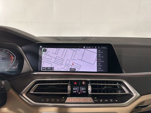 Certified 2022 BMW X5 xDrive40i w/ Premium Package AWD/4WD image 18