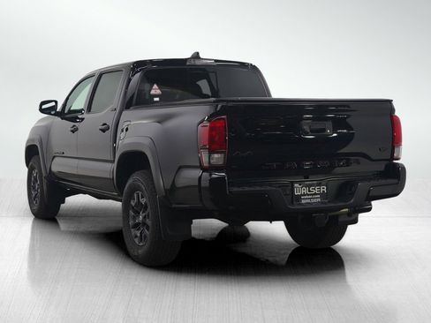 Used 2021 Toyota Tacoma SR5 w/ Trail Edition image 3