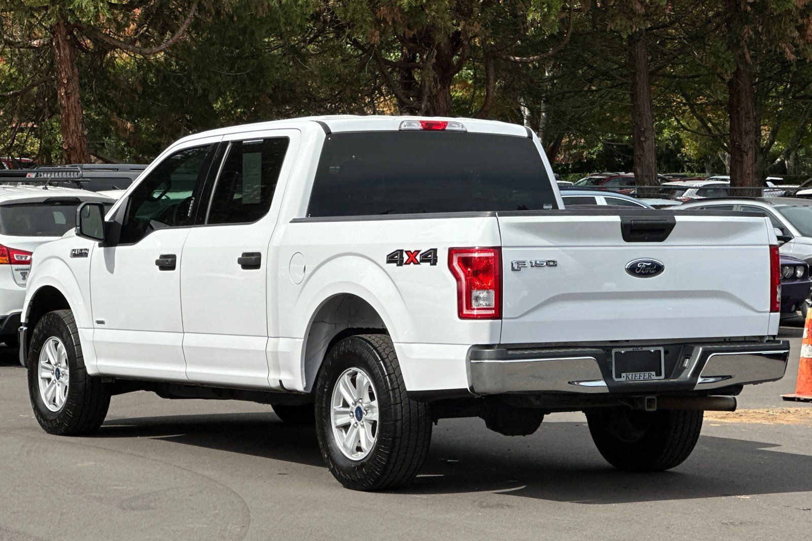 Used 2017 Ford F150 XLT w/ Equipment Group 301A Mid AWD/4WD image 6