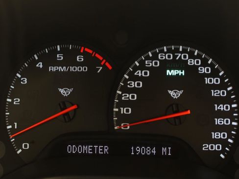 Used 2002 Chevrolet Corvette Convertible w/ Preferred Equipment Group1 image 8