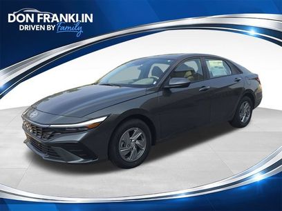 New 2026 Hyundai Elantra SE