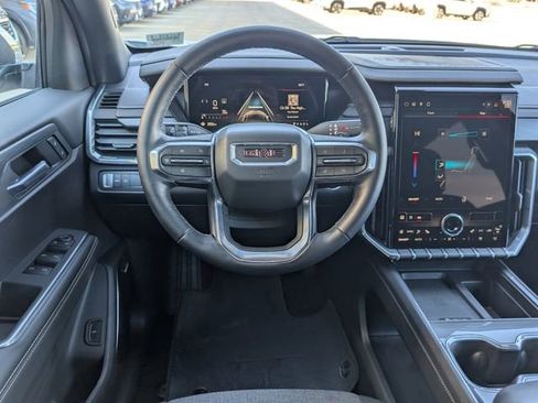 Used 2025 GMC Acadia Elevation image 22