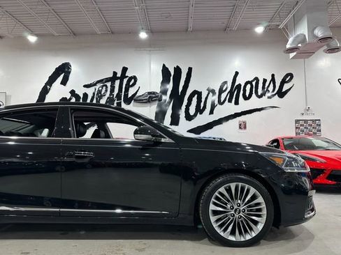 Used 2019 Kia Cadenza Limited image 5