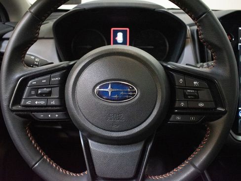 Used 2024 Subaru Crosstrek 2.5i Limited w/ Crosstrek Mirror Package AWD/4WD image 12