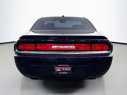 Used 2010 Dodge Challenger R/T image 7