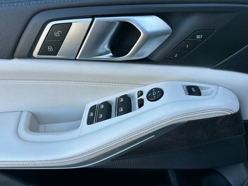 Used 2020 BMW X5 sDrive40i w/ Convenience Package image 11