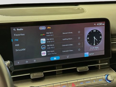 Used 2025 Hyundai Kona SEL image 21