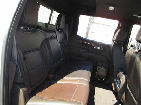 Used 2023 GMC Sierra 1500 Denali w/ Denali Reserve Package image 24