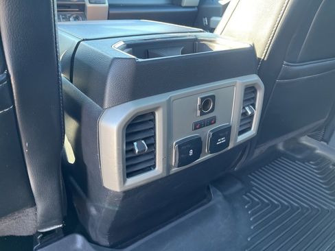 Used 2018 Ford F150 Lariat w/ Equipment Group 502A Luxury image 18