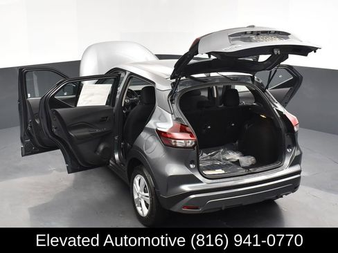 Used 2025 Nissan Kicks Play S image 28