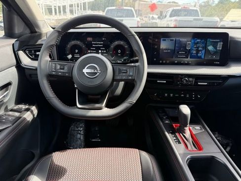 New 2026 Nissan Kicks SR w/ Cold Weather Package image 18