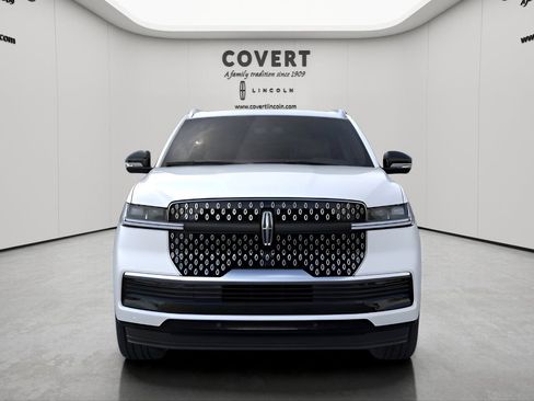 New 2026 Lincoln Navigator L Reserve image 6