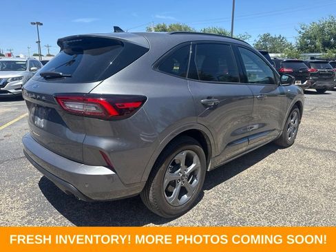 Used 2024 Ford Escape ST-Line w/ Tech Pack #1 FWD image 2