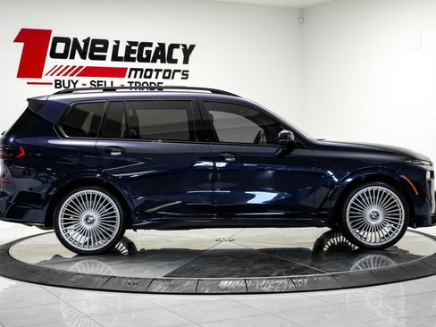 Used 2024 BMW ALPINA XB7 AWD/4WD image 9